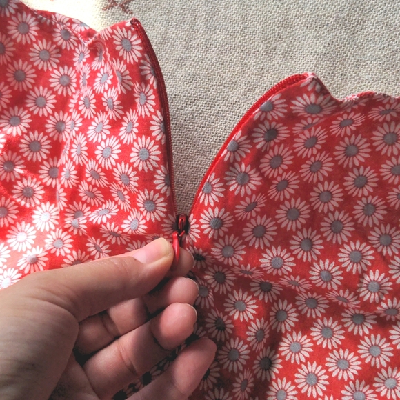 Floral Retro Top - Picture 8 of 8